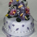 Hochzeitstorte Hibiskus lila-violett